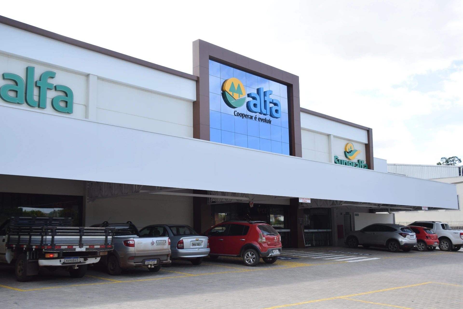 AGROPECUÁRIA E SUPERMERCADO | COOPERALFA