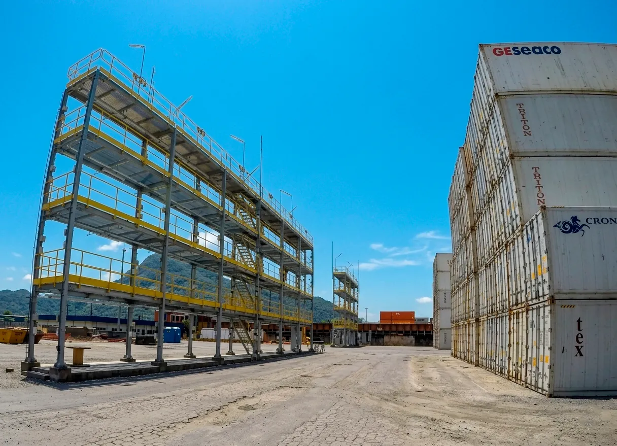 EXECUÇÃO DO TERMINAL DE CONTAINERS | JBS